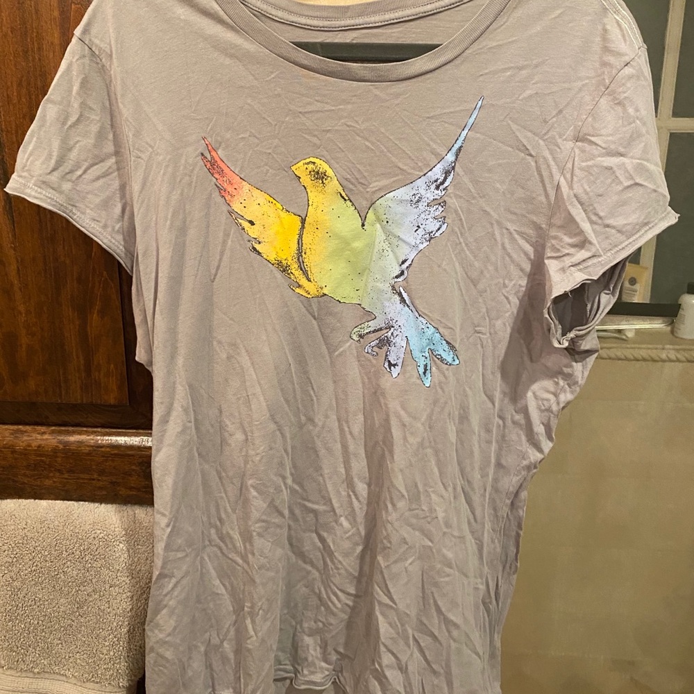 American eagle t-shirt